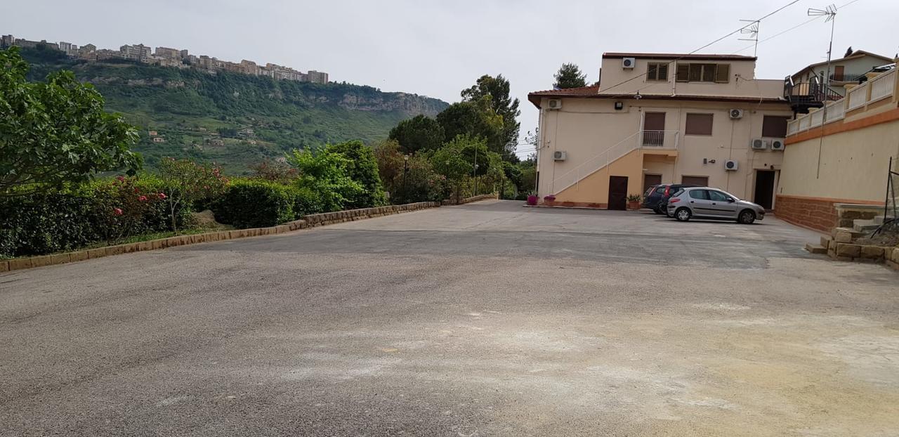 B&B - Affittacamere Da Pietro - Энна Экстерьер фото